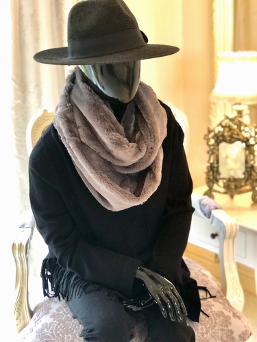 Plush Lush Snood Grey