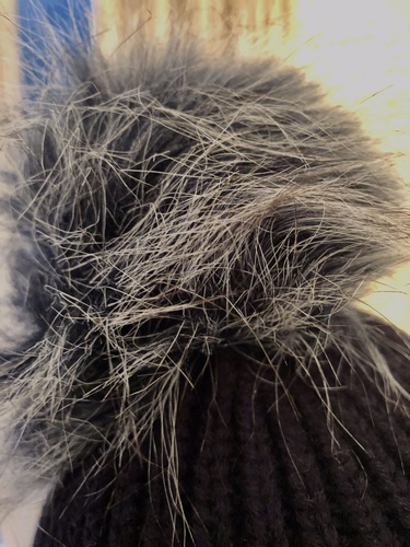 Pearl Pom Hat Navy