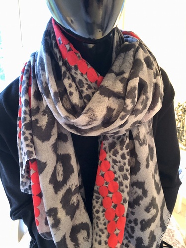 Leopard Spot Design Scarf Grey
