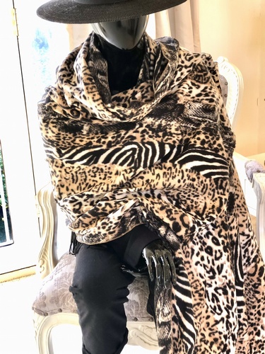 Animal Design Wrap