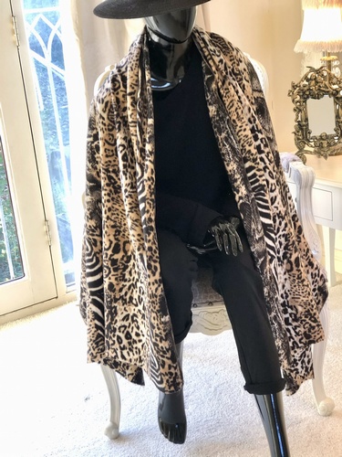Animal Design Wrap