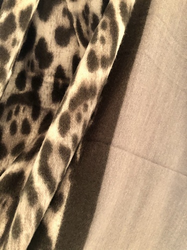 Beautiful Leopard /Plain Wrap Mocha