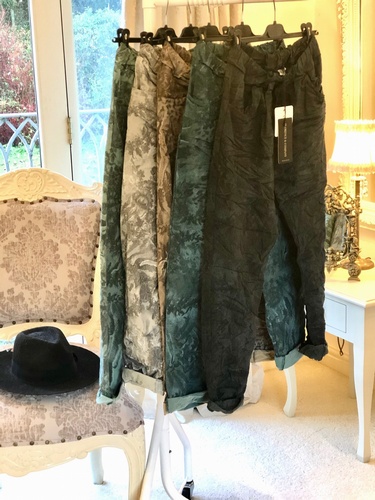 Beautiful Design Magic 4 Way Stretch Trouser Black/Charcoal