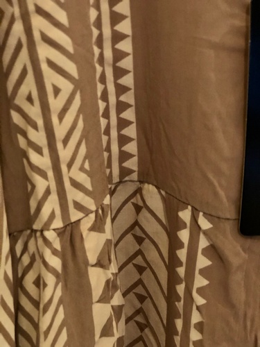 Tiers Tunic Chevron Design Stone