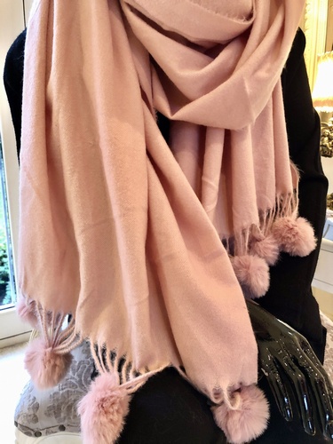 Super Soft Pom Scarf Pink