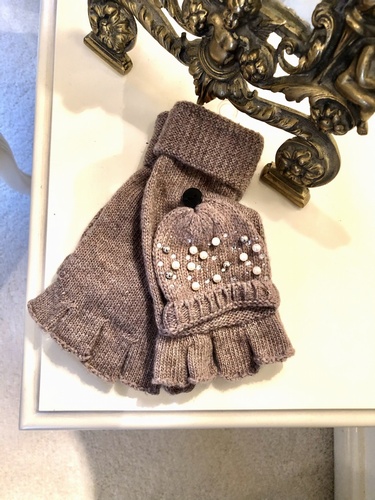 Fingerless Boutique Gloves Mocha